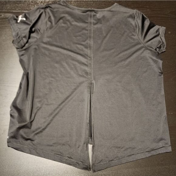 PUMA Ahead Slogan Tee - Picture 11 of 12